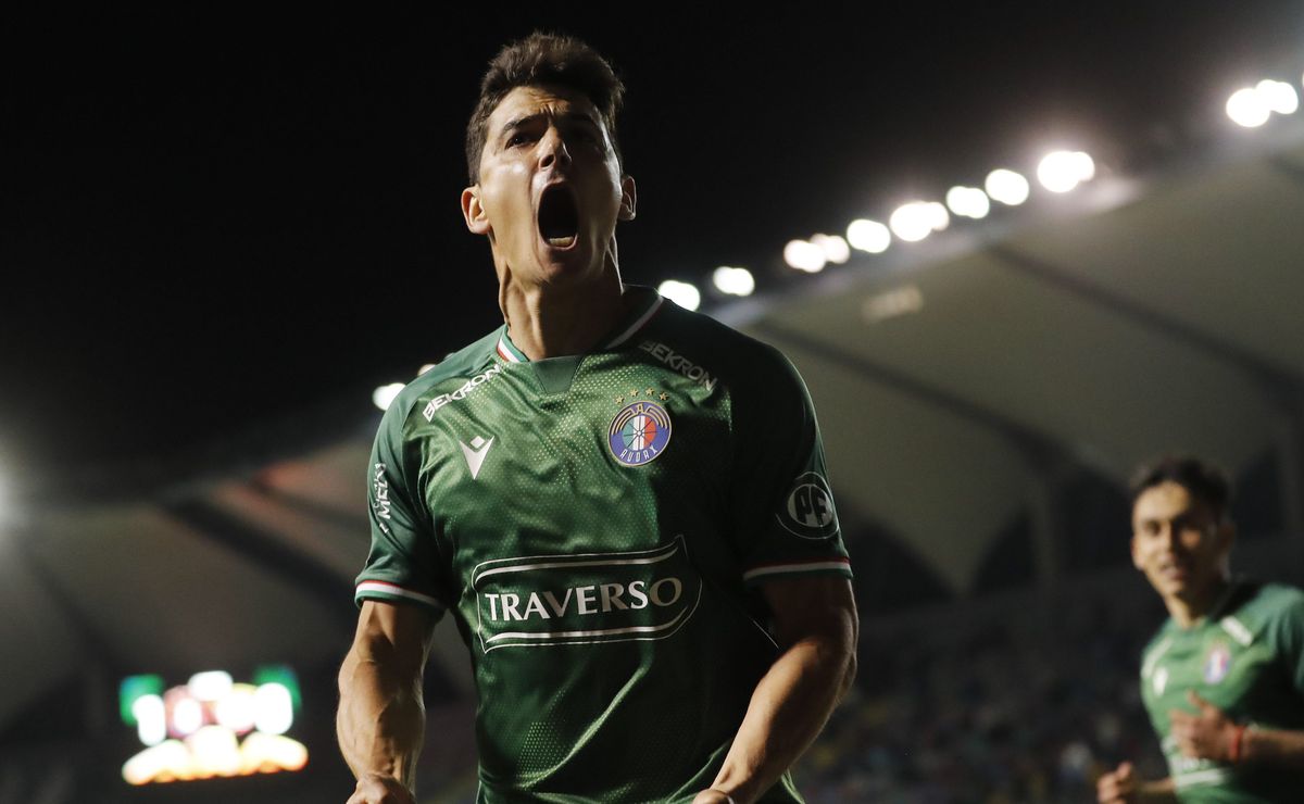 Santiago Dittborn es presentado en su nuevo club: “Aporta jerarquía y una fortaleza invaluable”