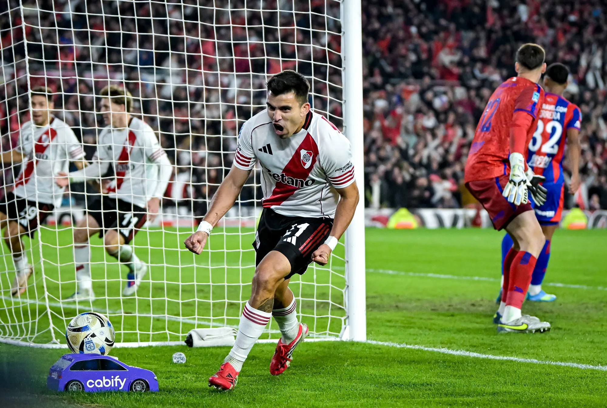River eliminó a San Lorenzo y Gustavo Álvarez en la Primera División argentina.