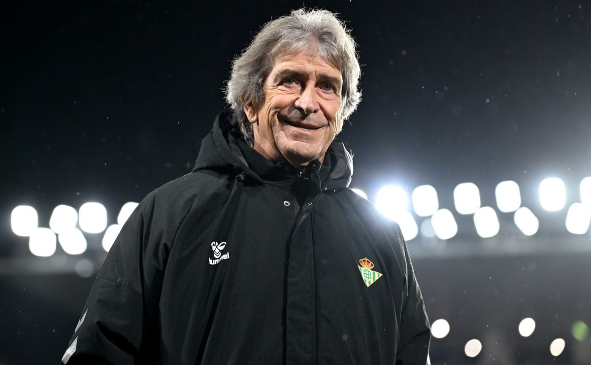 Manuel Pellegrini se burla en la cara de la prensa española con datos de Betis: “Tan mal no fue”