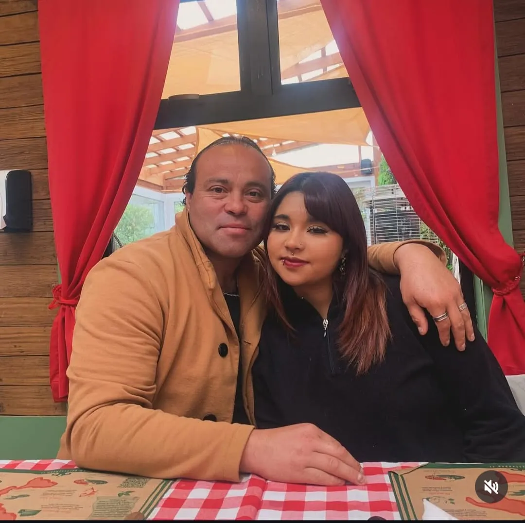 El “Chila” actualmente, junto a su familia.