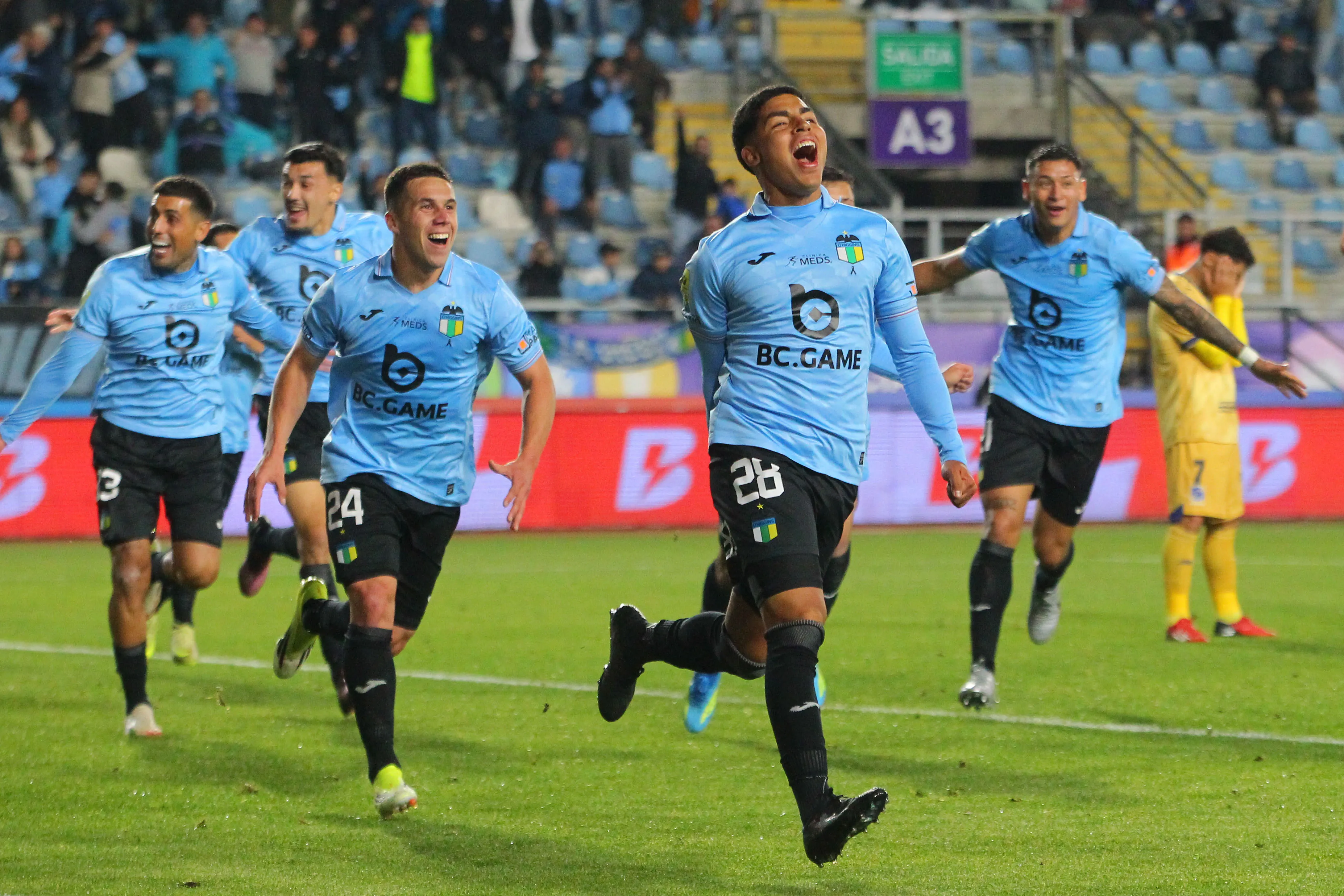 O’Higgins va por el título de la Copa de la Liga. Foto: Jorge Loyola/Photosport