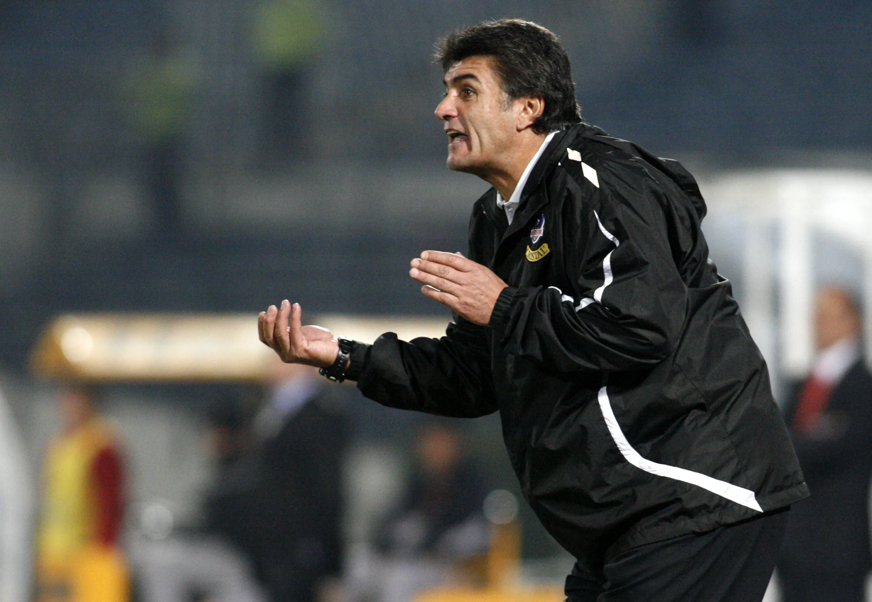 Fernando Astengo dirigió a Colo Colo algunos meses en el 2008. | Foto: Photosport.