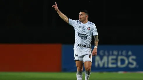 Daniel Castro sigue haciendo goles en Limache.