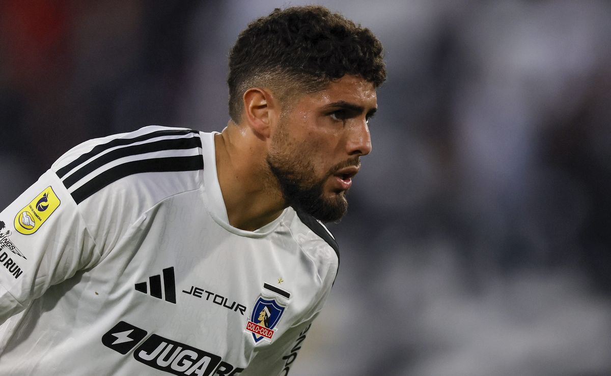 Maximiliano Romero se lesiona en Colo Colo, se pierde “final” y Yastin Cueva toma camiseta titular
