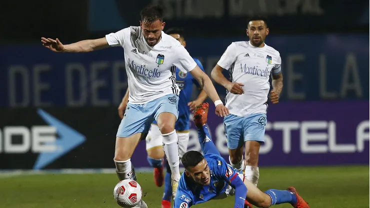 El jugador no descartó un posible regreso al fútbol chileno.