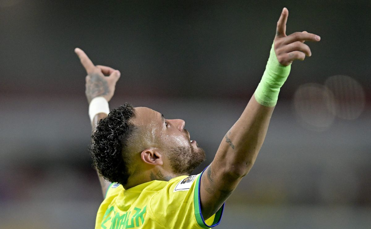Carlo Ancelotti rompe el silencio sobre Neymar: “No es meter una bomba, es muy querido”