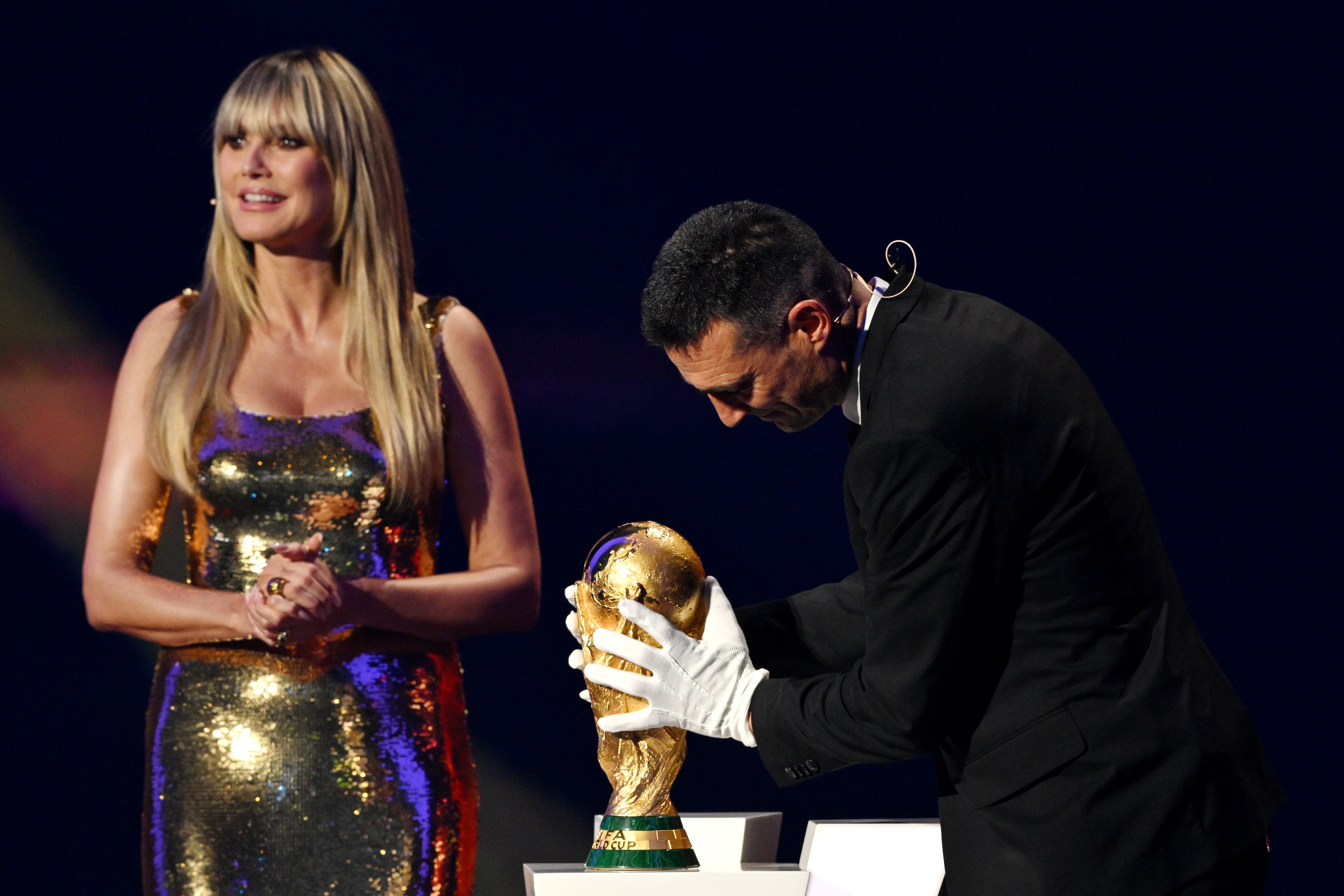 Lionel Scaloni, el último DT en tener la Copa del Mundo en sus manos | Getty Images