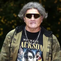 "León" Astengo responde a críticas por su nuevo look: “Soy díscolo”