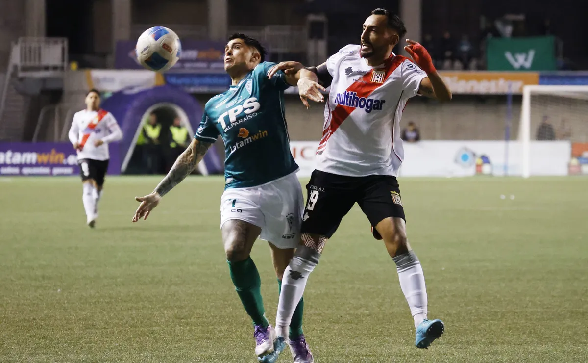 Curicó Unido toma drástica medida para partido vs Santiago Wanderers Curicó Unido toma drástica medida para partido vs Santiago Wanderers