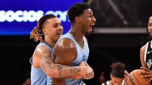 Jaren Jackson Jr despide a su compañero tras su inesperado descenso.