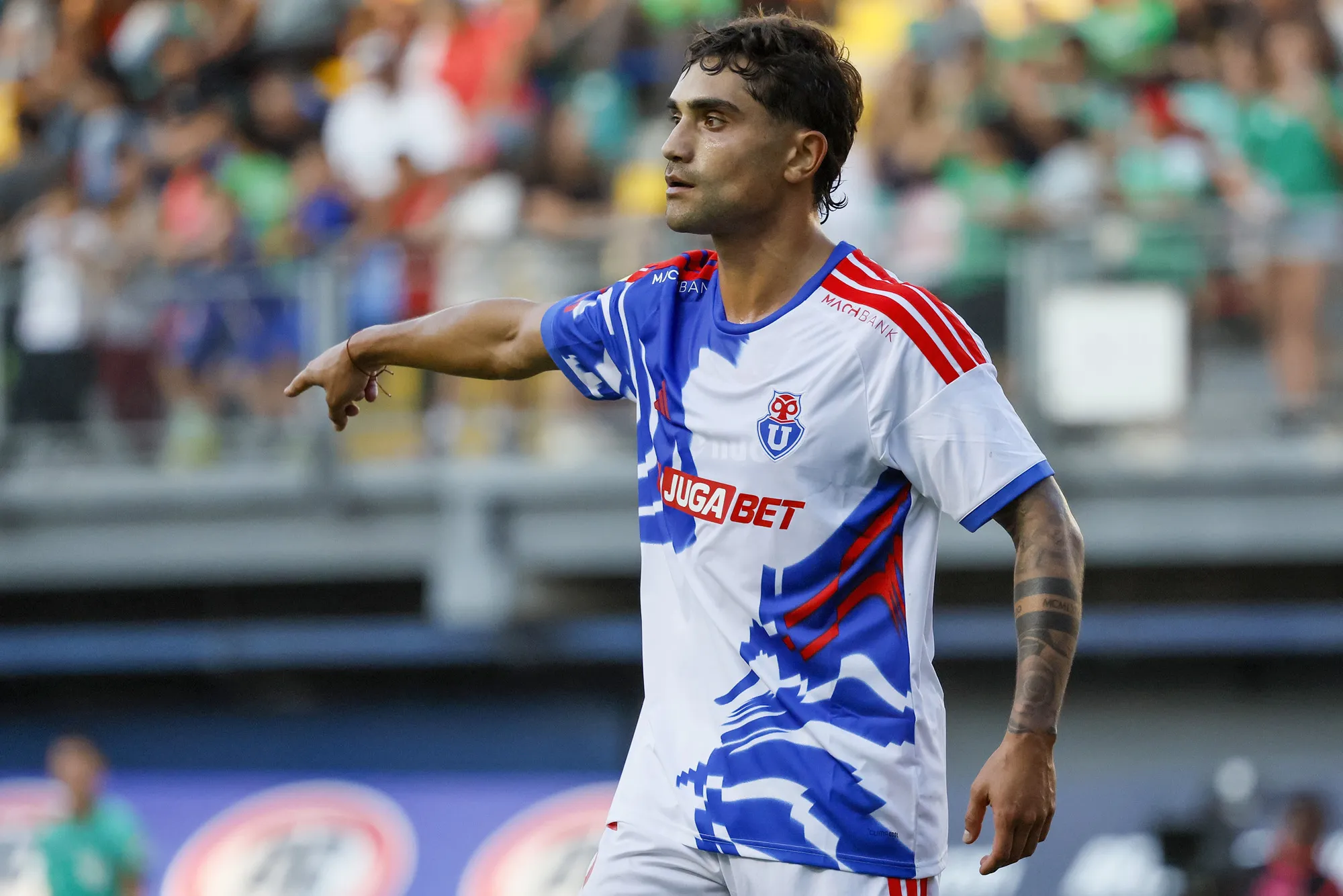 Nico Ramírez reconoce que tiene para tres semanas más de su lesión.