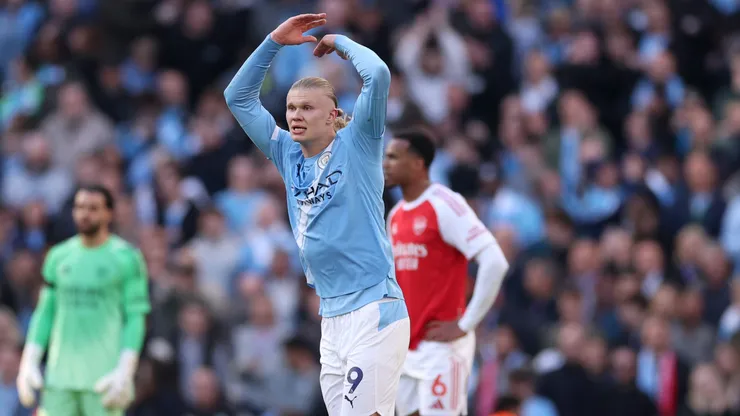 Manchester City sigue presionando al Arsenal en la pelea por el título de la Premier League.