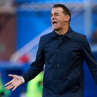 DT de Alexis y Suazo amenaza al Real Madrid: "Tiene que haber un manicomio"