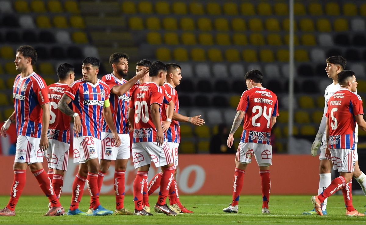 Ex Colo Colo critica a Fernando Ortiz y acusa grave error: “Menospreció el partido y el torneo”