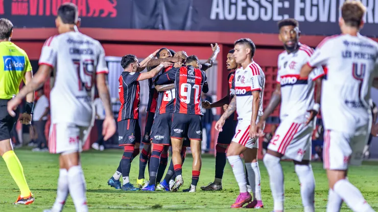 Flamengo perdió con Vitoria y quedó afuera en Copa de Brasil.