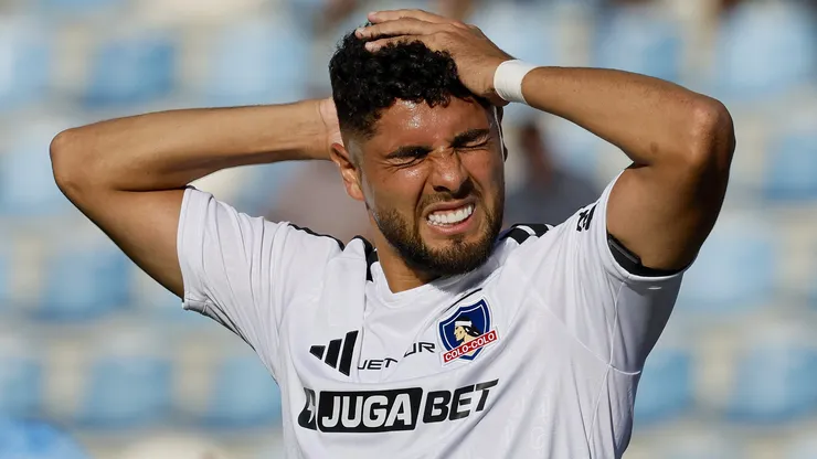 Maximiliano Romero sigue complicado en Colo Colo.