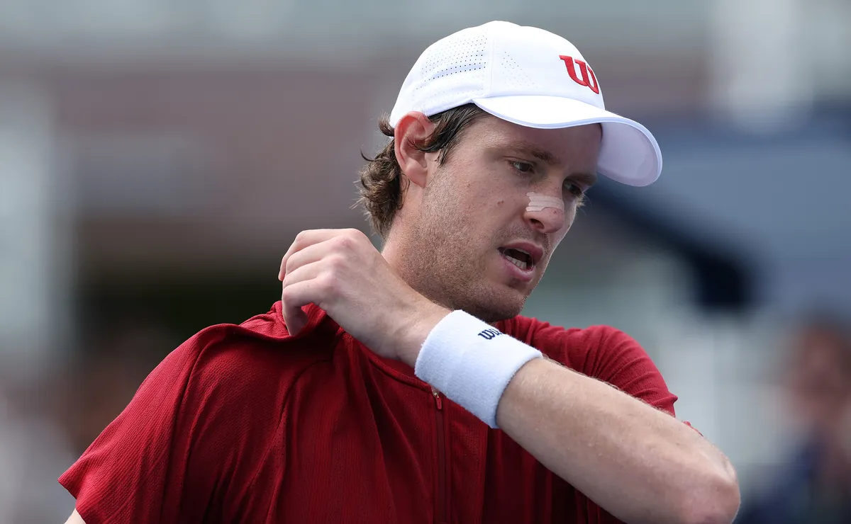 Jarry lidera encuentro espiritual tras bajarse de Roland Garros