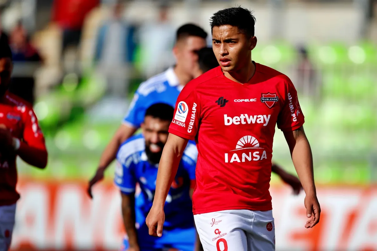 Nicolás Guerra, el principal negocio entre U de Chile y Ñublense (Photosport)