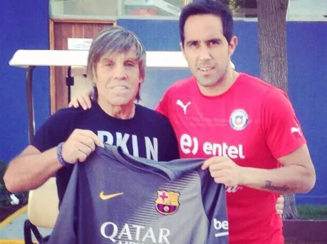 Tiempos mejores: Julio Rodríguez y Claudio Bravo.