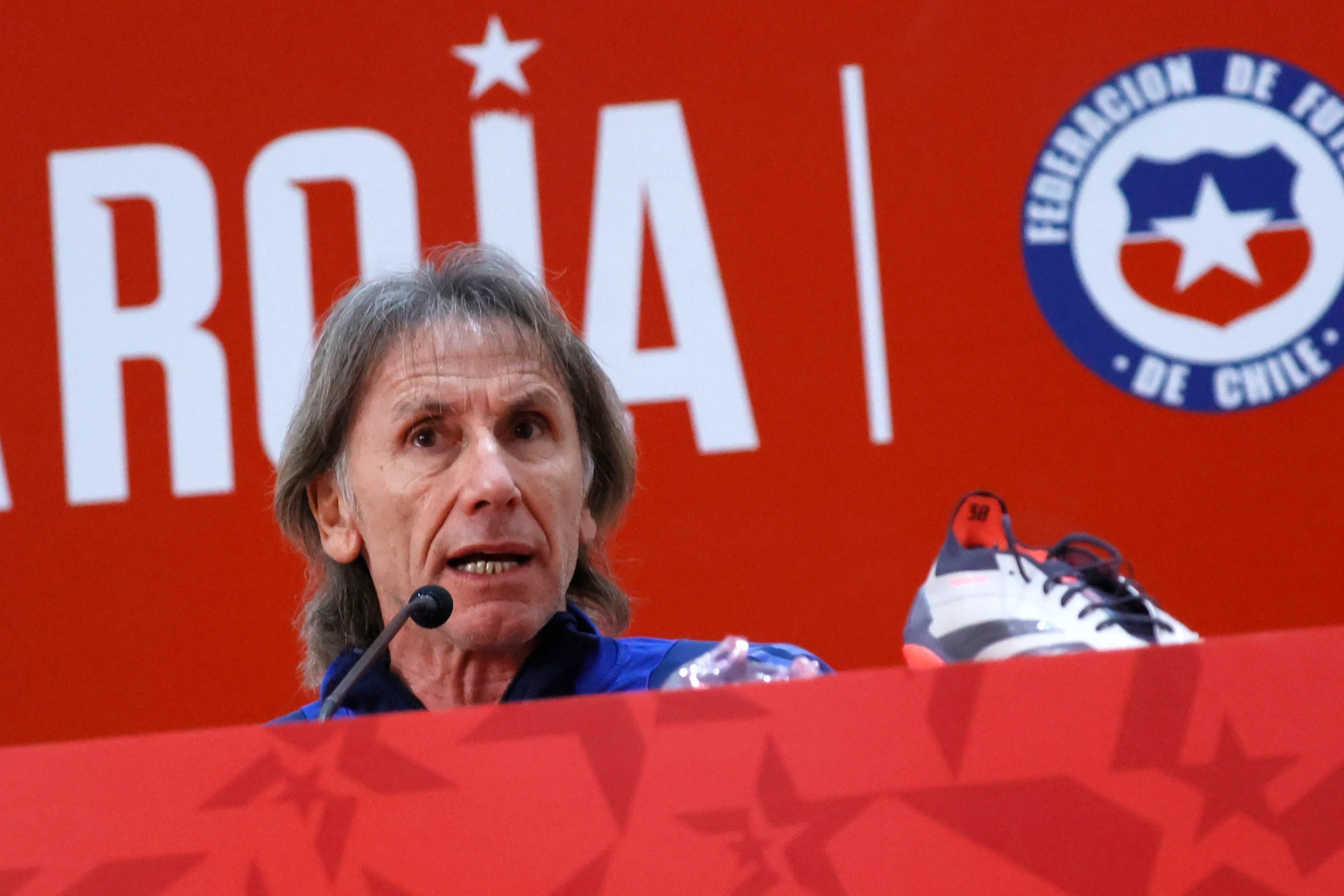 Ricardo Gareca se transformó en uno de los peores entrenadores en Eliminatorias. Por lo mismo, ahora manda recado a la Roja para no repetir los mismos errores. Foto: Dragomir Yankovic/Photosport