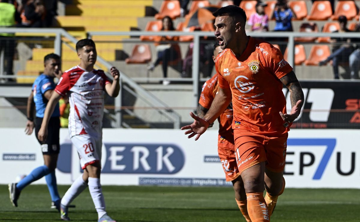 Tabla: Cobreloa golea a Copiapó y es el nuevo puntero de la Pimera B camino al ascenso