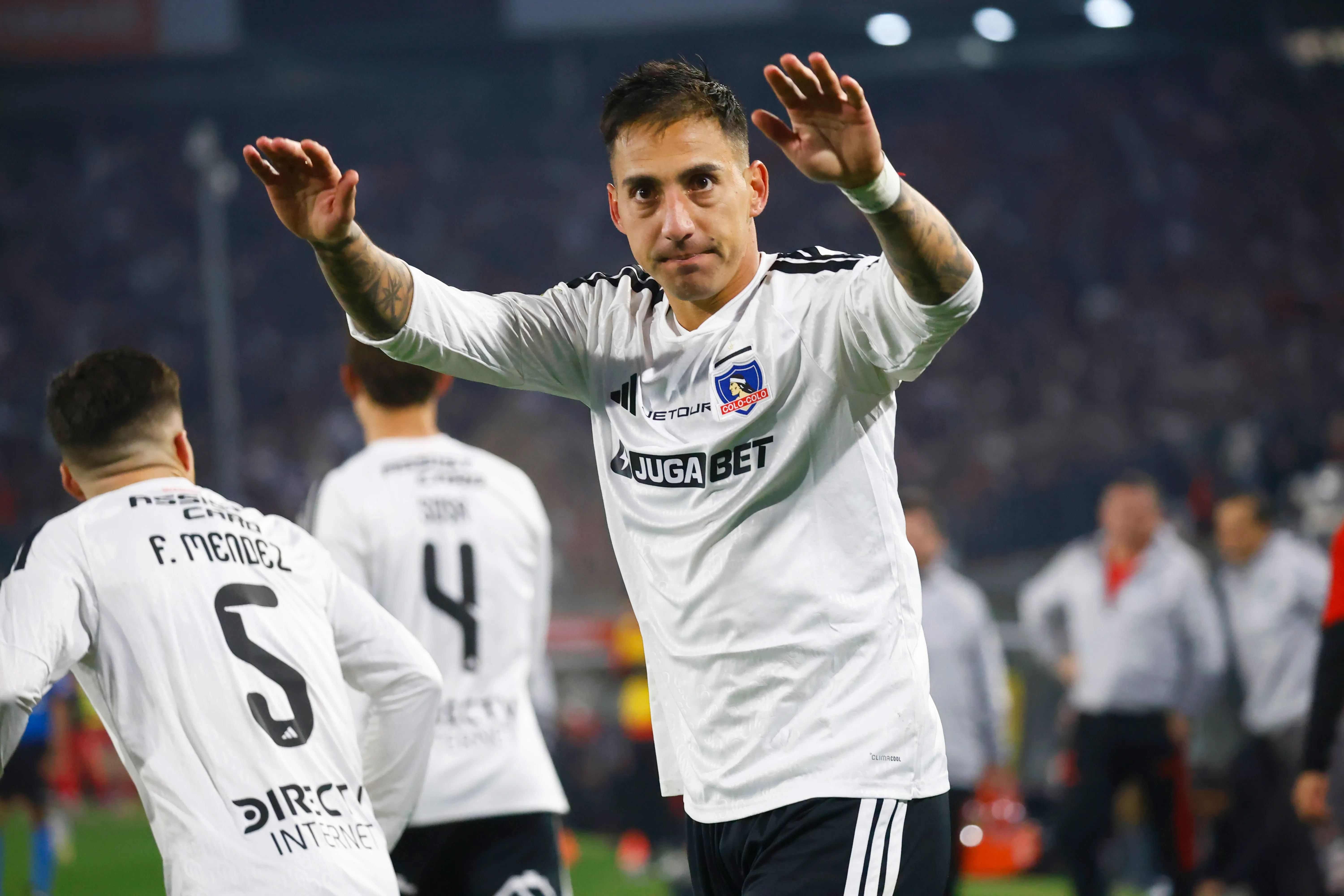 Javier Correa se mandó un doblete esta tarde ante Ñublense. El argentino ya suma seis goles para Colo Colo en esta Liga de Primera 2026. | Foto: Photosport.