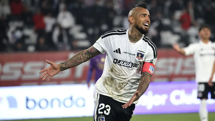 Arturo Vidal vivió de todo ante Ñublense.