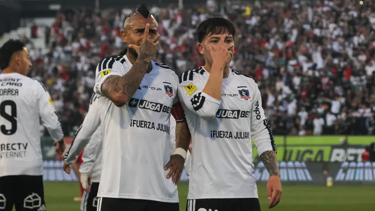 Arturo Vidal y Leandro Hernández marcaron en Colo Colo ante Ñublense.