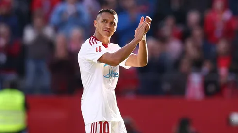 Alexis Sánchez se gana los aplausos en Sevilla tras ser clave para evitar el descenso esta temporada.