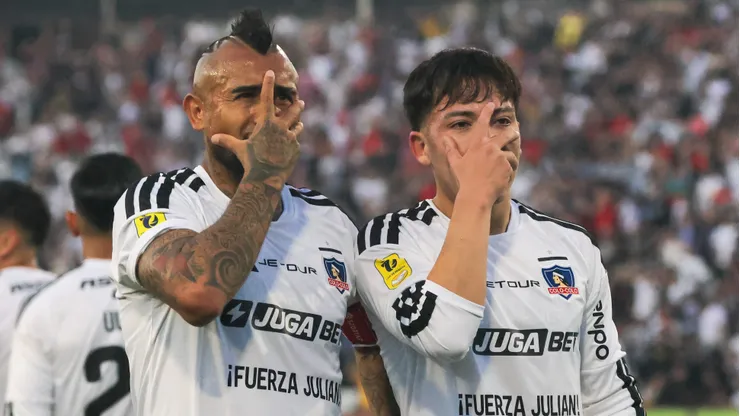 Leandro Hernández anotó y le pidió a Arturo Vidal celebrar solos en Colo Colo.