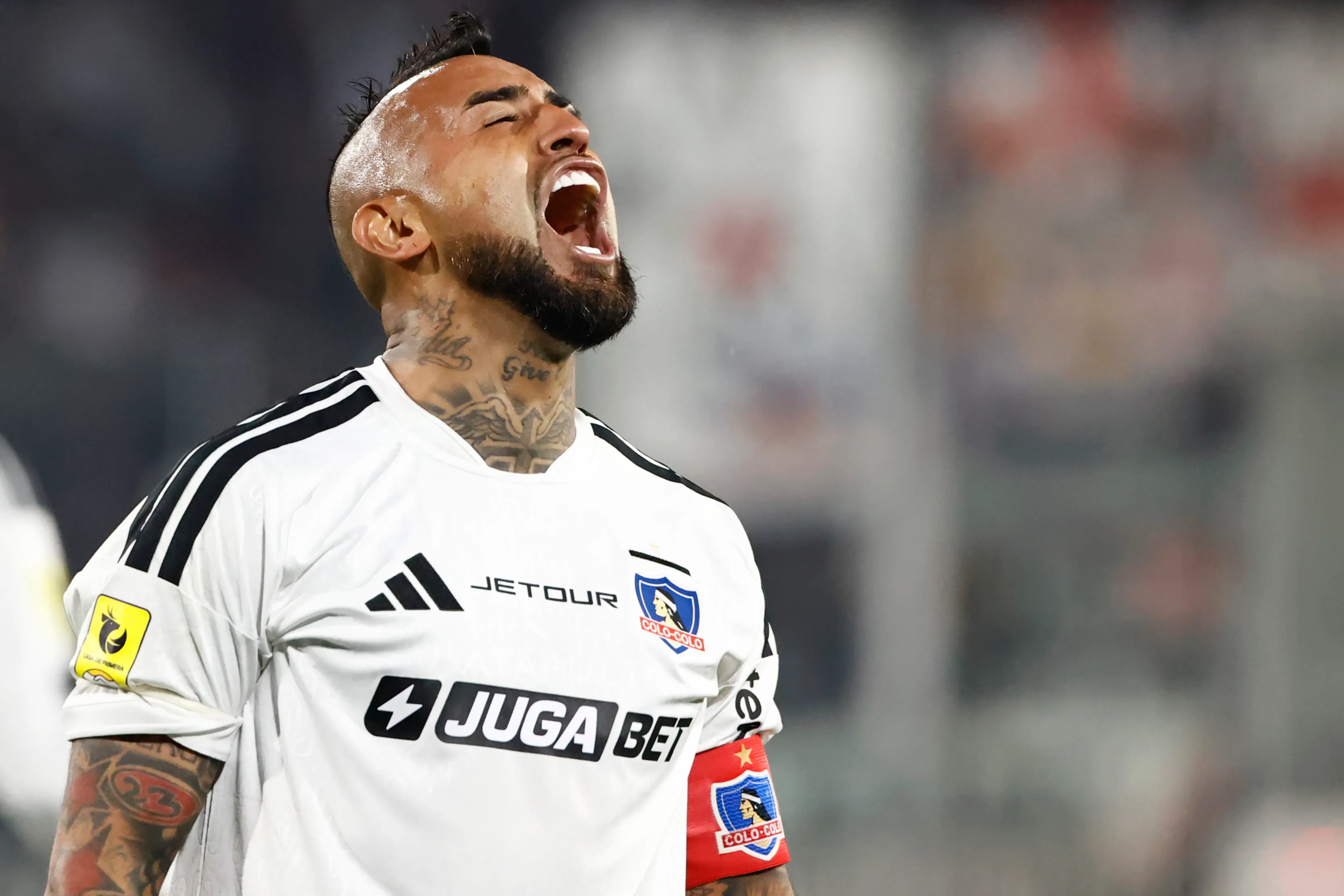 Leandro Hernández reconoció que celebró con Arturo Vidal en Colo Colo para cumplir un sueño de niño. Foto: Photosport.