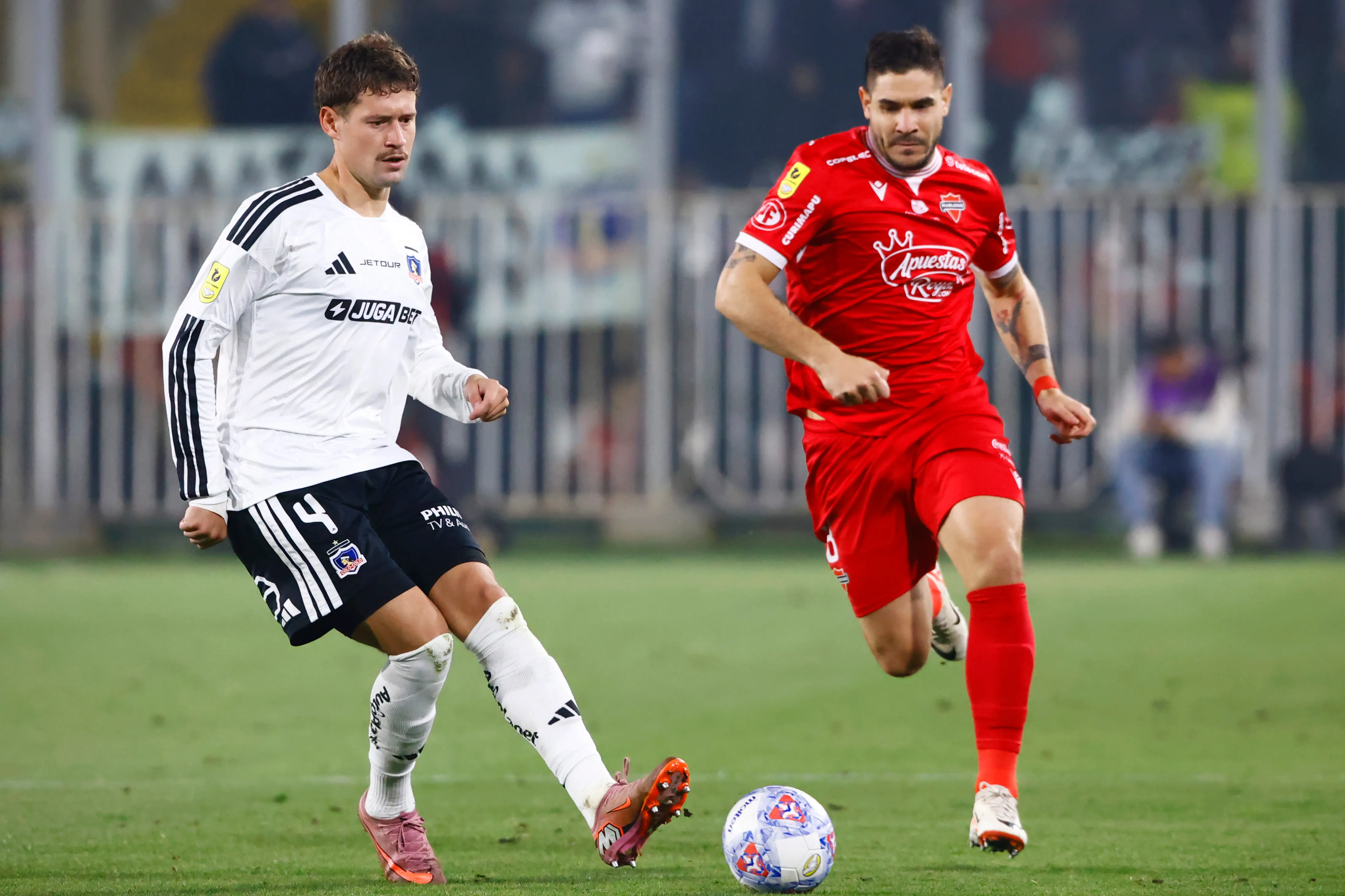 Joaquín Sosa es una de las grandes figuras de Colo Colo. Foto: Dragomir Yankovic/Photosport