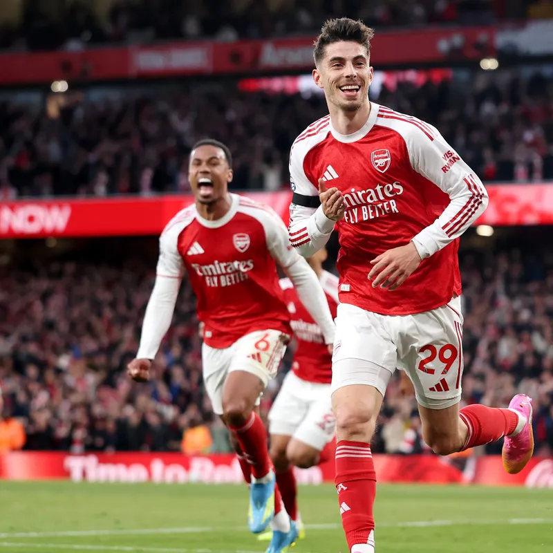 Tabla: Arsenal vence a Burnley y está a un triunfo de ganar la Premier