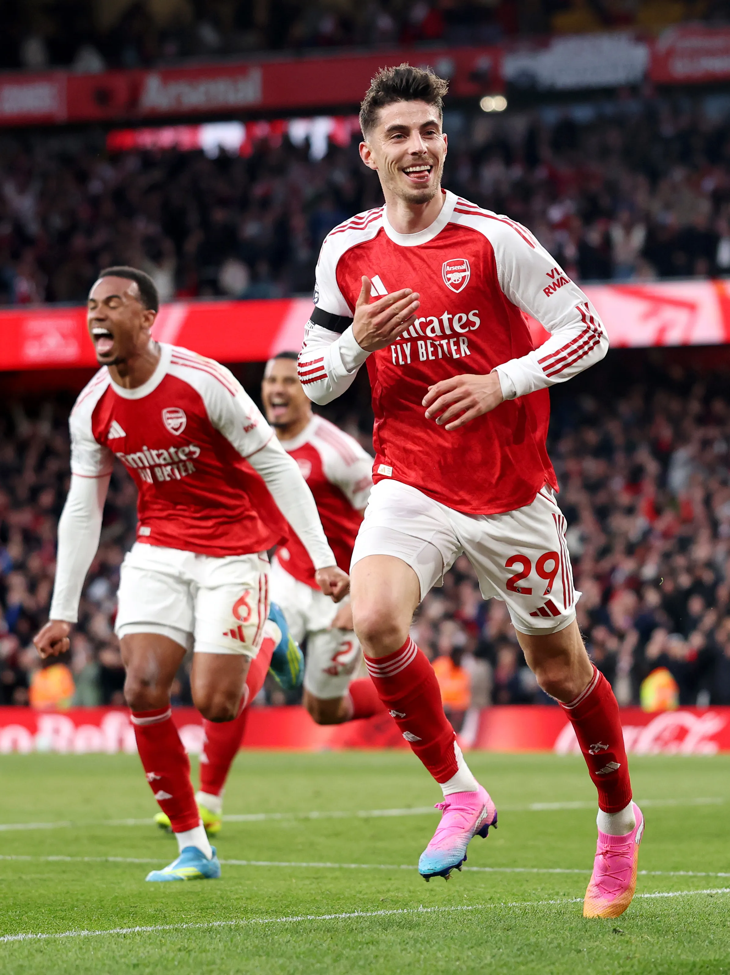 Kai Havertz acerca al Arsenal al título de la Premier League (Photo by Julian Finney/Getty Images)