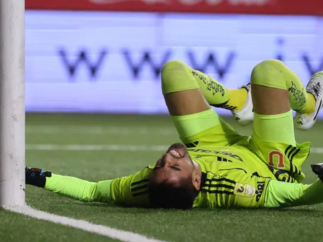 Claudio Bravo apunta a Gabriel Castellón tras golazo de Steffan Pino