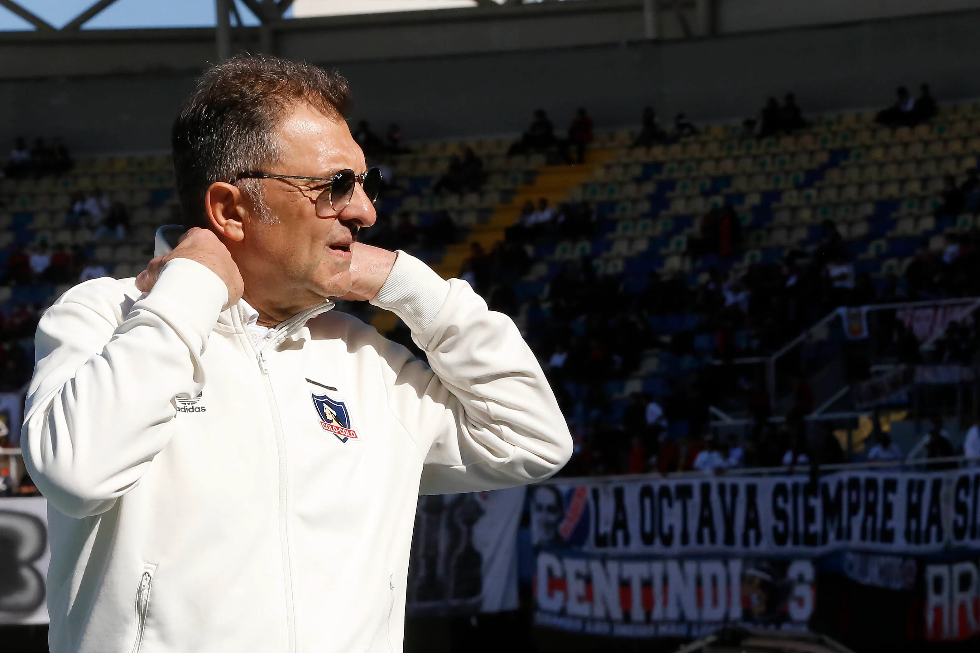 Aníbal Mosa le da importancia a la seguridad en Colo Colo. Foto: Marco Vázquez/Photosport