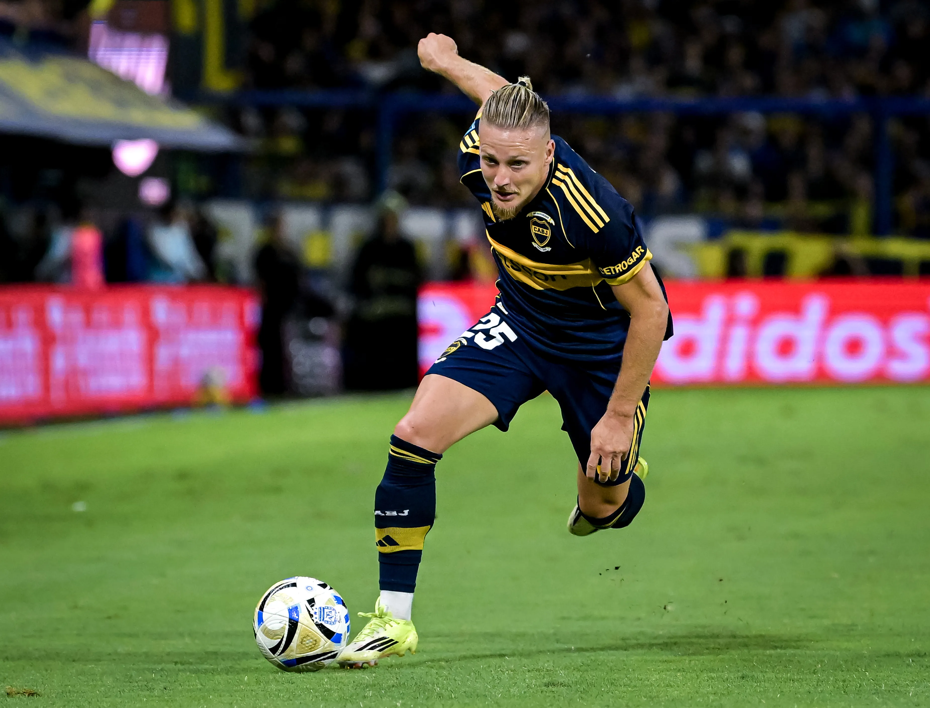 Santiago Ascacíbar fue expulsado en Boca hace dos semanas