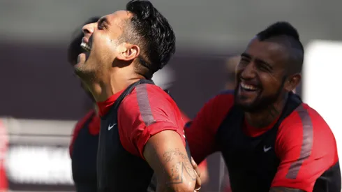 Jara defendió a Arturo Vidal tras la querella por robo