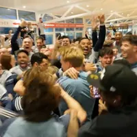 Arsenal campeón de Premier: llanto, abrazos y locura en festejos del plantel
