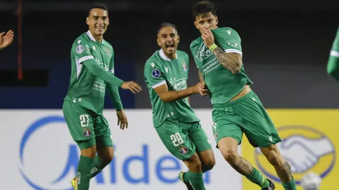 Daniel Piña anotó el 1-0 de Audax sobre Barracas Central.