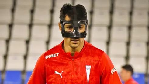 Zampedri deberá jugar con esta máscara los próximos partidos.