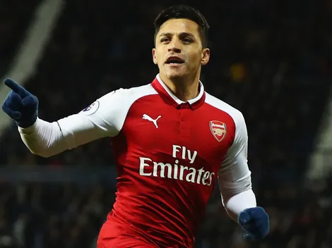 Arsenal campeón de Premier: el saludo y festejo de Alexis