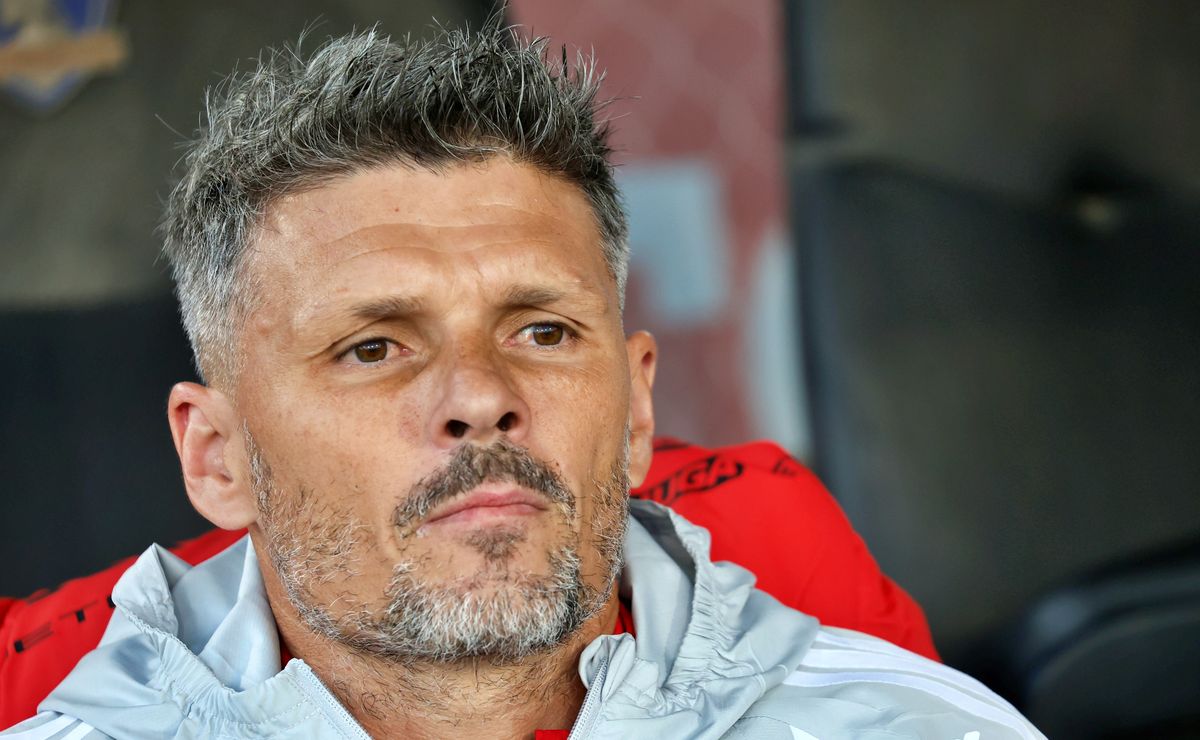 Mercado: Colo Colo borra de su lista de refuerzos el puesto de lateral para la segunda mitad del año
