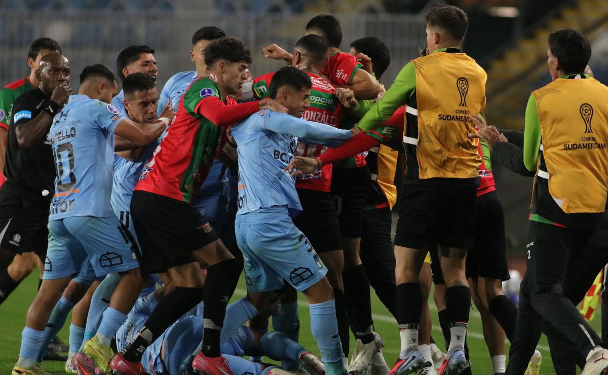 O’Higgins y Boston River picantes en Sudamericana: la burla que inició en Chile y terminó en pelea en Uruguay