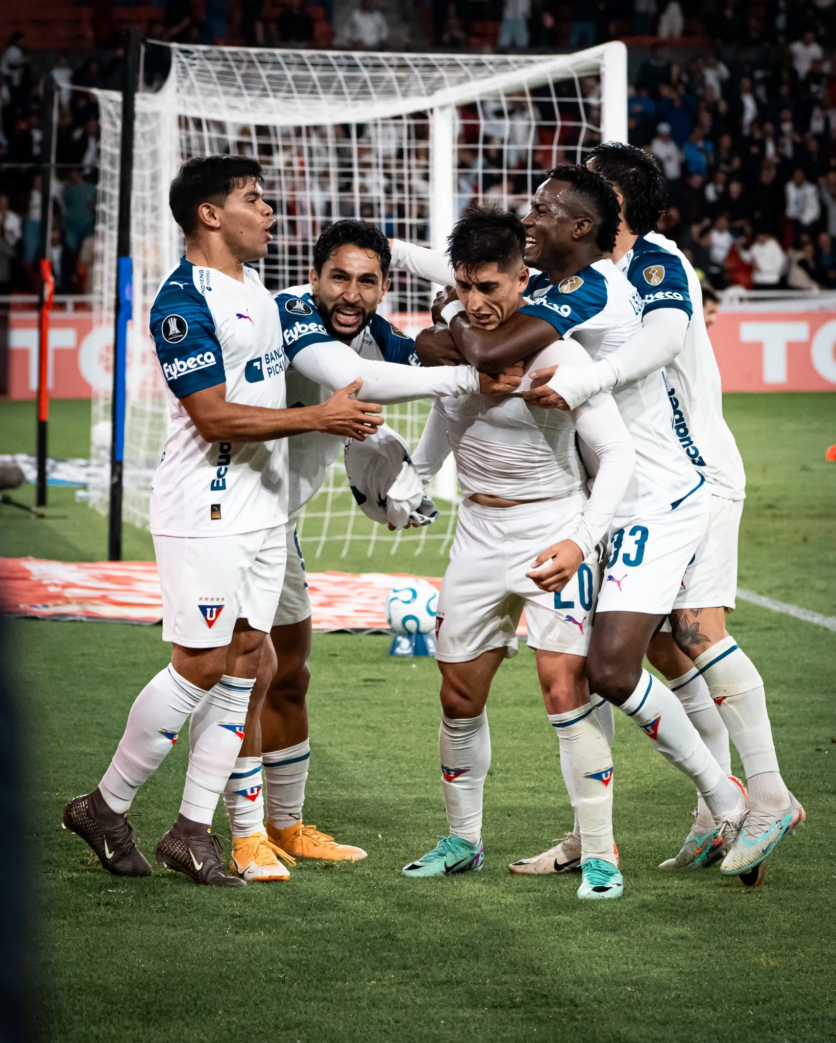 Fernando Cornejo marcó un golazo y selló el triunfo de Liga de Quito en Copa Libertadores. Foto: LDU.