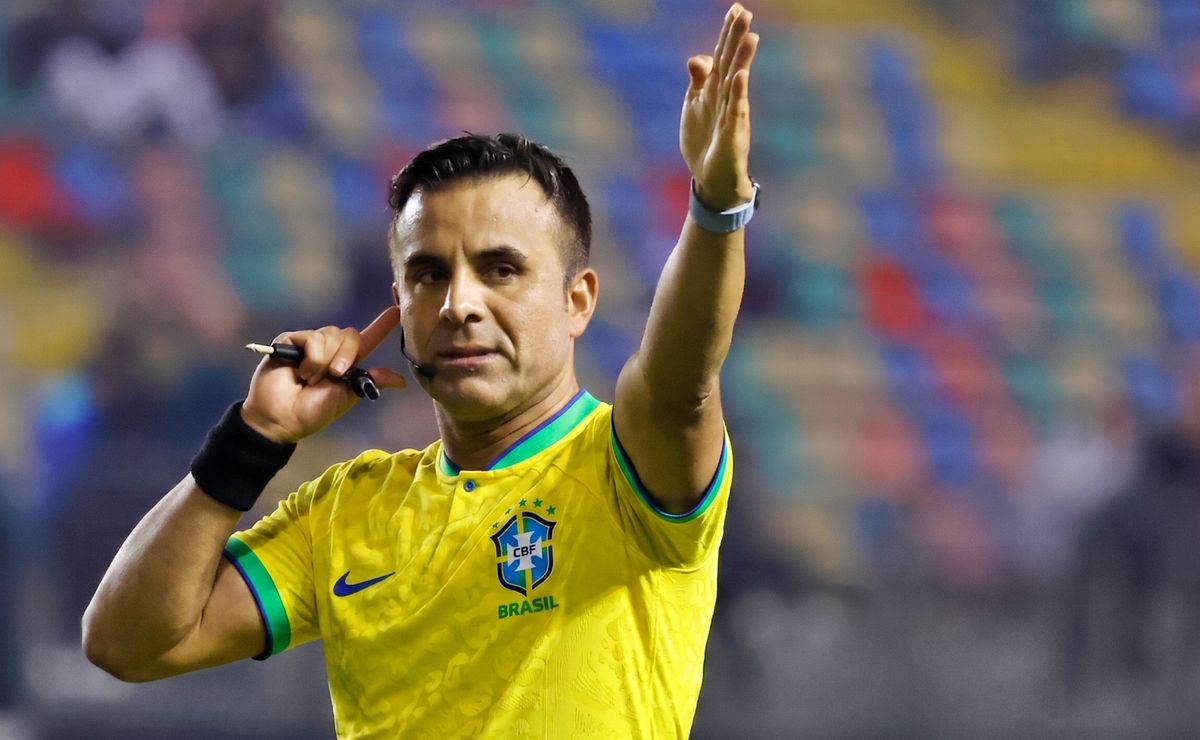 Piero Maza es acusado en Argentina de ser un árbitro “pro-Brasil”: “Juega para ellos”