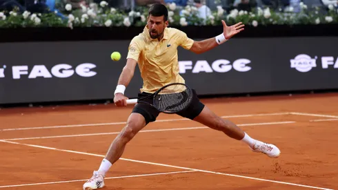 Novak Djokovic quiere dar el golpe en Roland Garros.