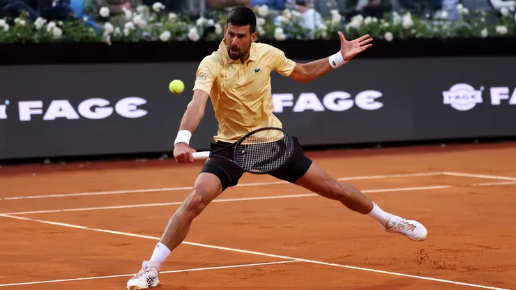 Novak Djokovic quiere dar el golpe en Roland Garros.