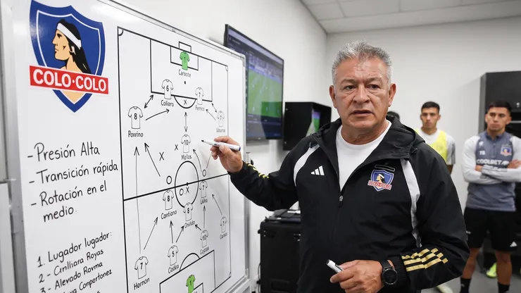Borghi quiere que en Colo Colo jueguen Correa con Romero