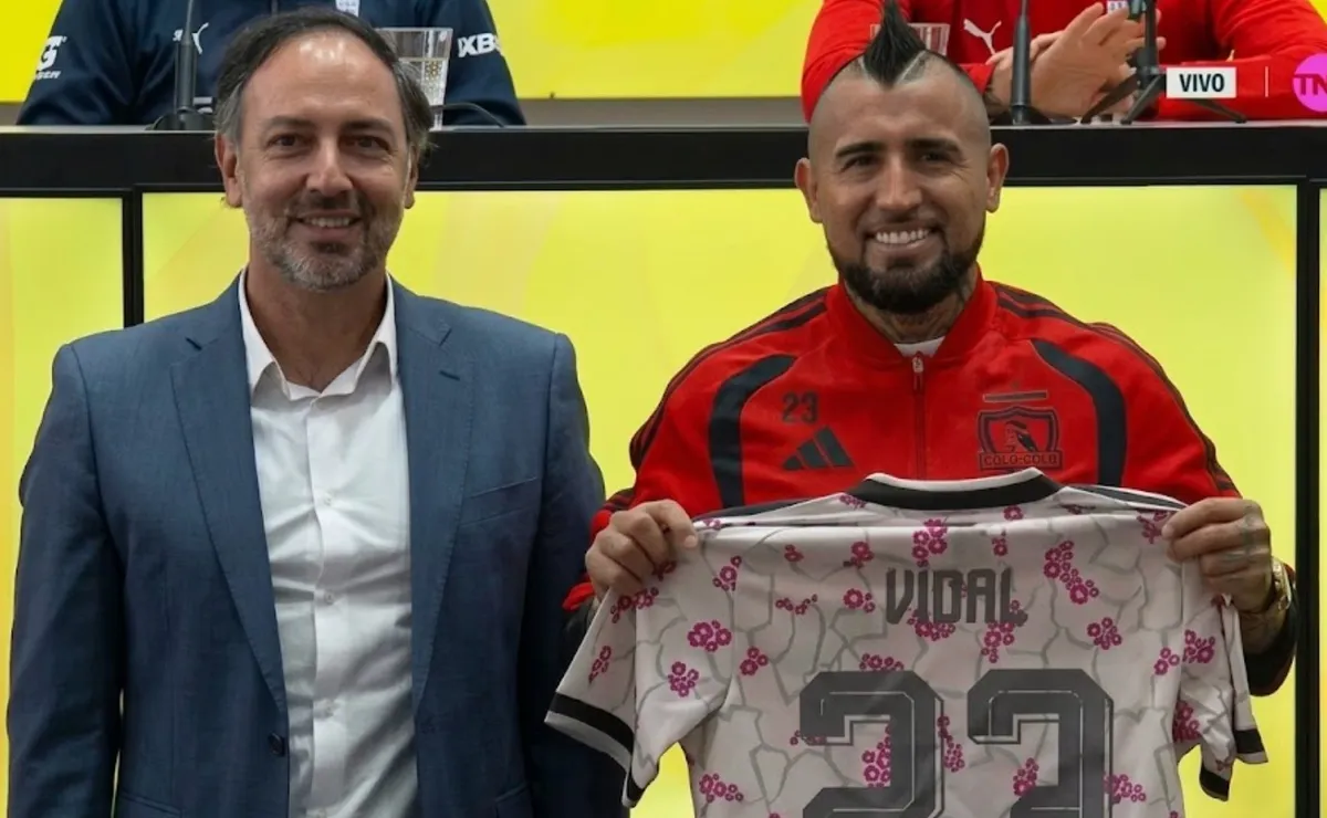 Arturo Vidal sueña con llamado a selección chilena Arturo Vidal sueña con llamado a selección chilena